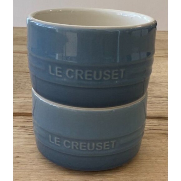 Le Creuset Stoneware Set of 2 Stackable Straight Wall 7 oz Ramekins Chambray NEW - Picture 2 of 8